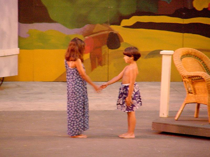 kids at beginning of show.png